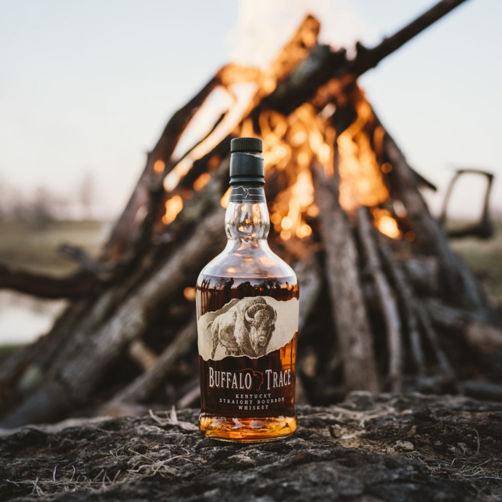 Buffalo Trace Bourbon Whiskey (1L) 1 L product image 7