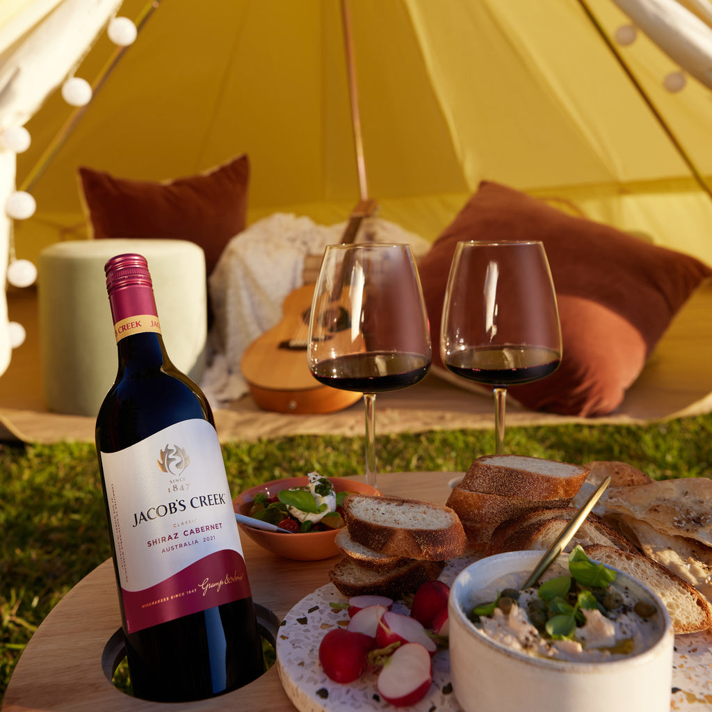 Classic Shiraz Classic Shiraz Jacobs Creek 2018 750 ml product image 3