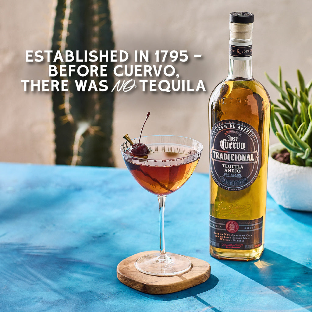 Jose Cuervo Traditional Añejo Glencairn Two Glasses 750 ml product image 10