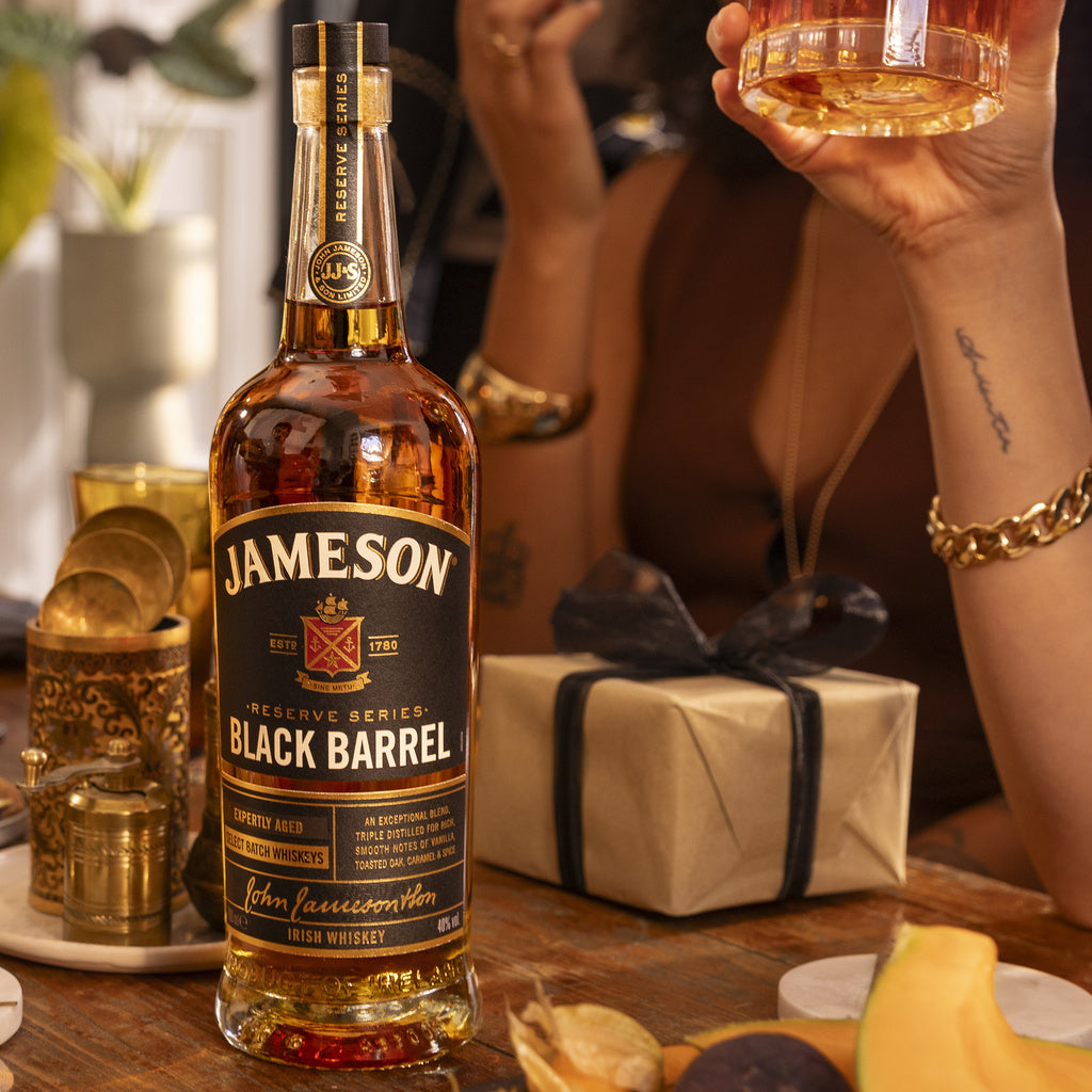 Jameson Black Barrel 1 L product image 8