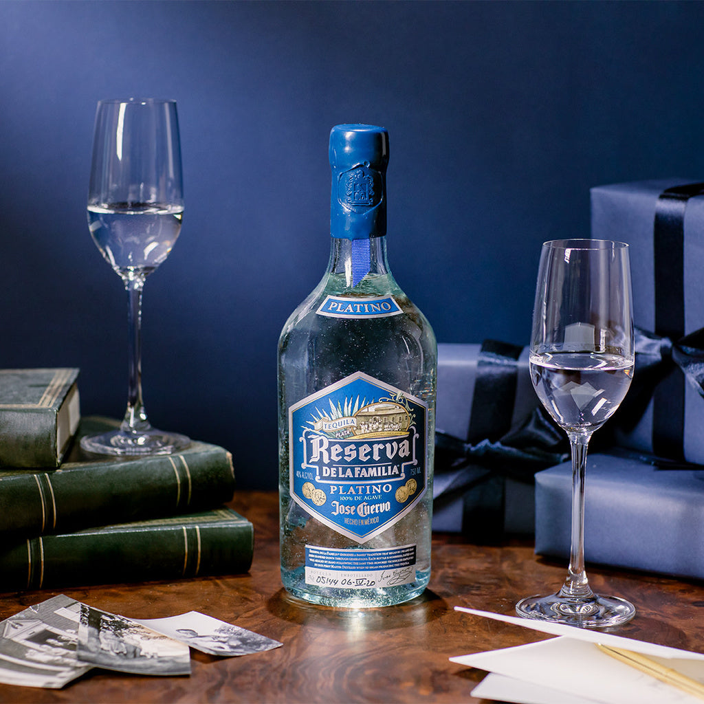 Jose Cuervo Reserva De La Familia PLATINO 750 ml product image 6