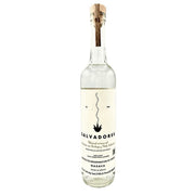 Salvadores Mezcal Artesanal Destilado Con Pechuga Con Mole Coloradito